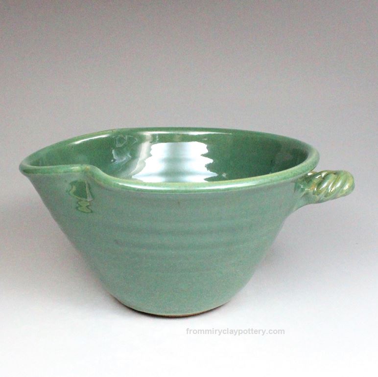Spring Green wheel-thrown stoneware Medium Mixing Bowl